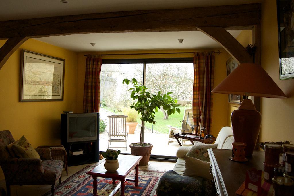 Au Fond Du Jardin Maison D'Hotes Saint-Saëns Habitación foto