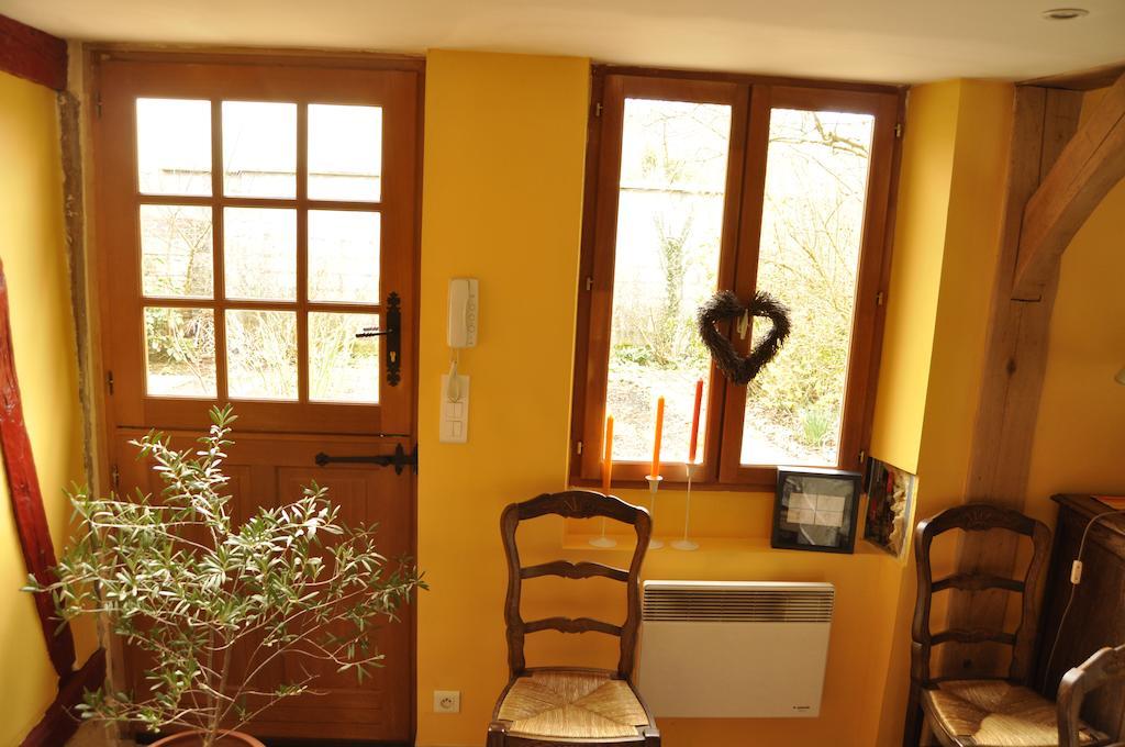 Au Fond Du Jardin Maison D'Hotes Saint-Saëns Habitación foto